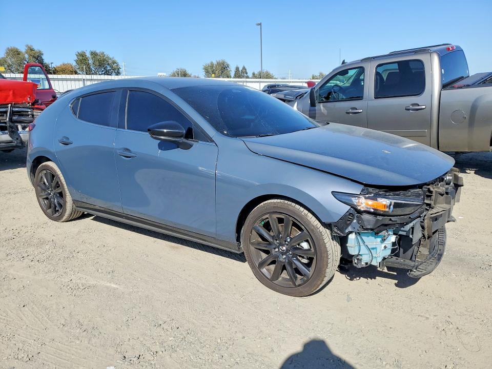 Photo 4 from auction – 2025 MAZDA 3 with VIN JM1BPBLM3S1757437