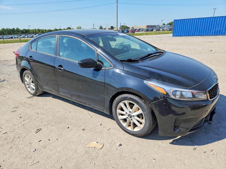 Photo 4 from auction – 2017 KIA FORTE with VIN 3KPFL4A73HE144309