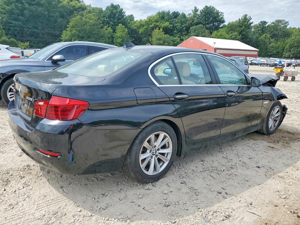 Photo 3 from auction – 2016 BMW 528 with VIN WBA5A7C54GG151540