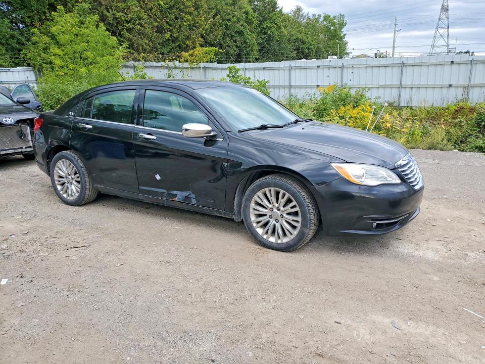 Zdjęcie 4 z aukcji – 2014 CHRYSLER 200 z VIN 1C3CCBCG3EN194286