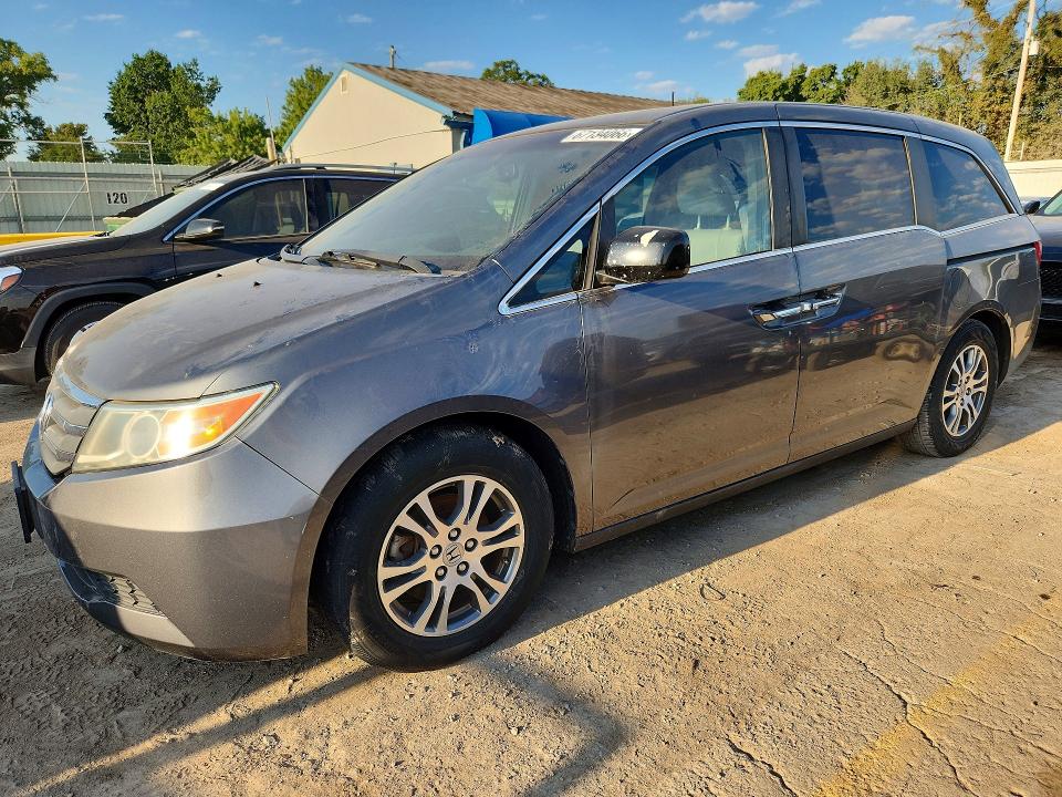 HONDA ODYSSEY 2011 с VIN 5FNRL5H61BB096293 - Снимка от търг