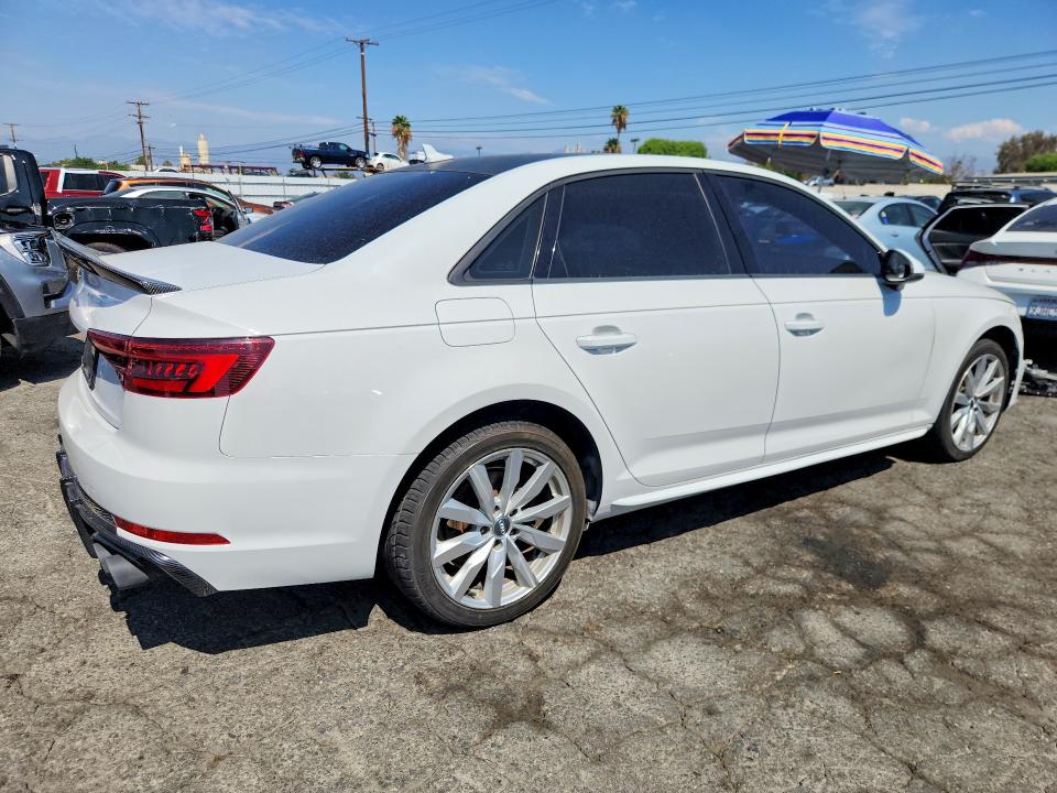 Zdjęcie 3 z aukcji – 2018 AUDI A4 z VIN WAUKMAF4XJA106994