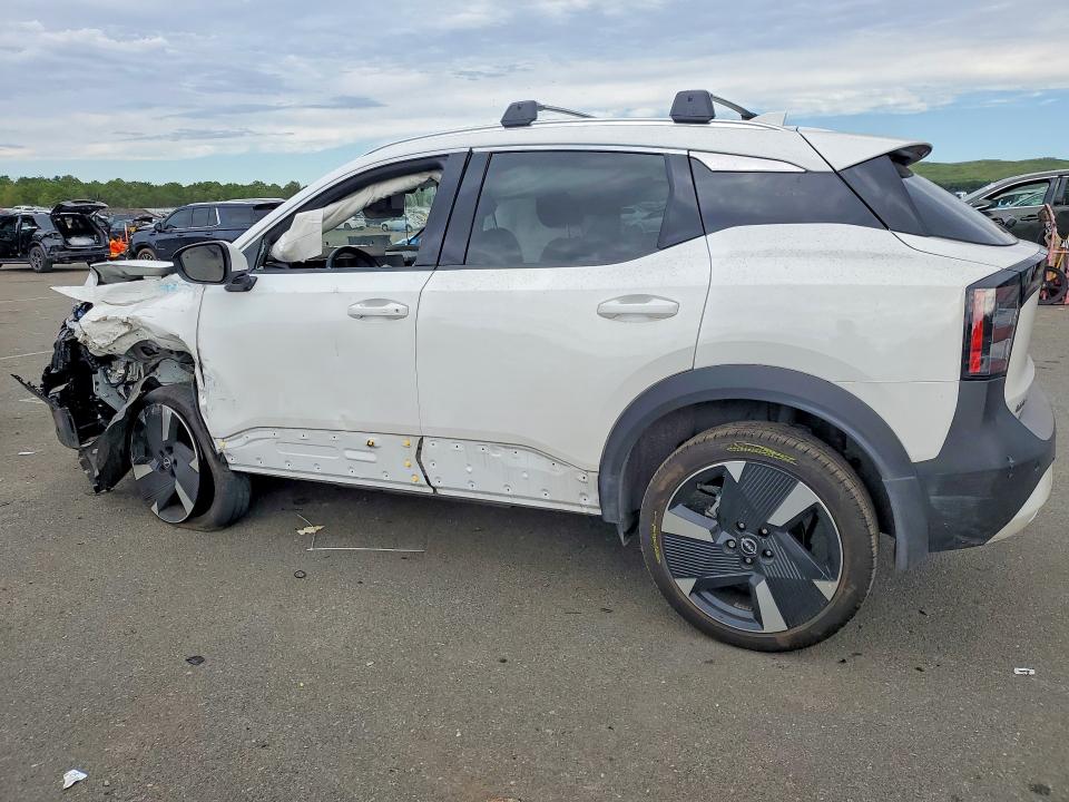 Photo 2 from auction – 2025 NISSAN KICKS with VIN 3N8AP6DB2SL313821