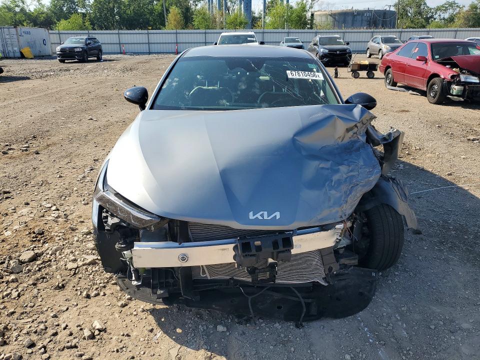 Zdjęcie 5 z aukcji – 2025 KIA K5 z VIN KNAG64J74S5304287