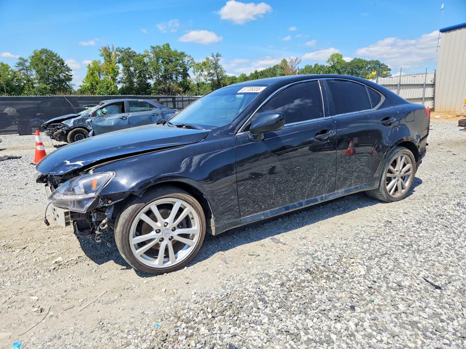LEXUS IS 2006 with VIN JTHCK262162005134 - Photo from auction