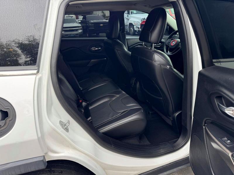 Foto 9 de la subasta – 2019 JEEP CHEROKEE con VIN 1C4PJMDN0KD257566