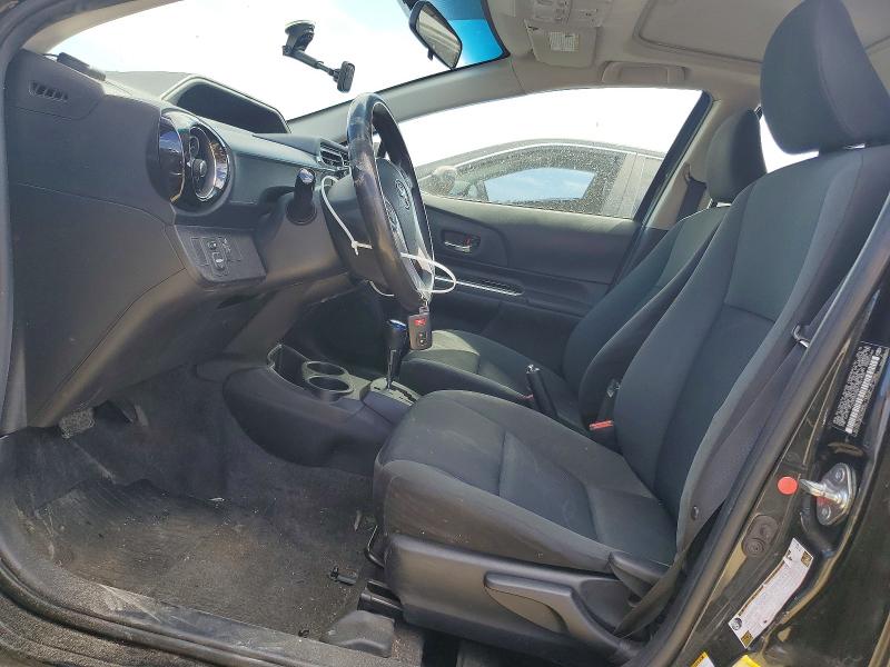 Photo 7 from auction – 2015 TOYOTA PRIUS C with VIN JTDKDTB38F1097795