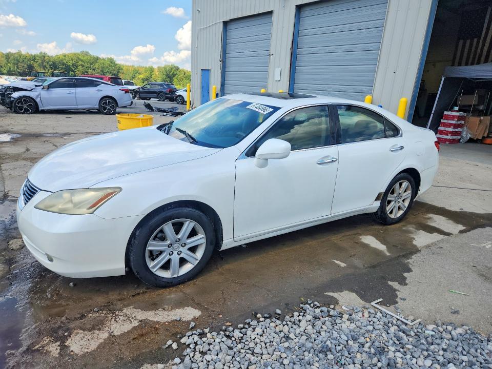 LEXUS ES 2007 with VIN JTHBJ46G672063134 - Photo from auction