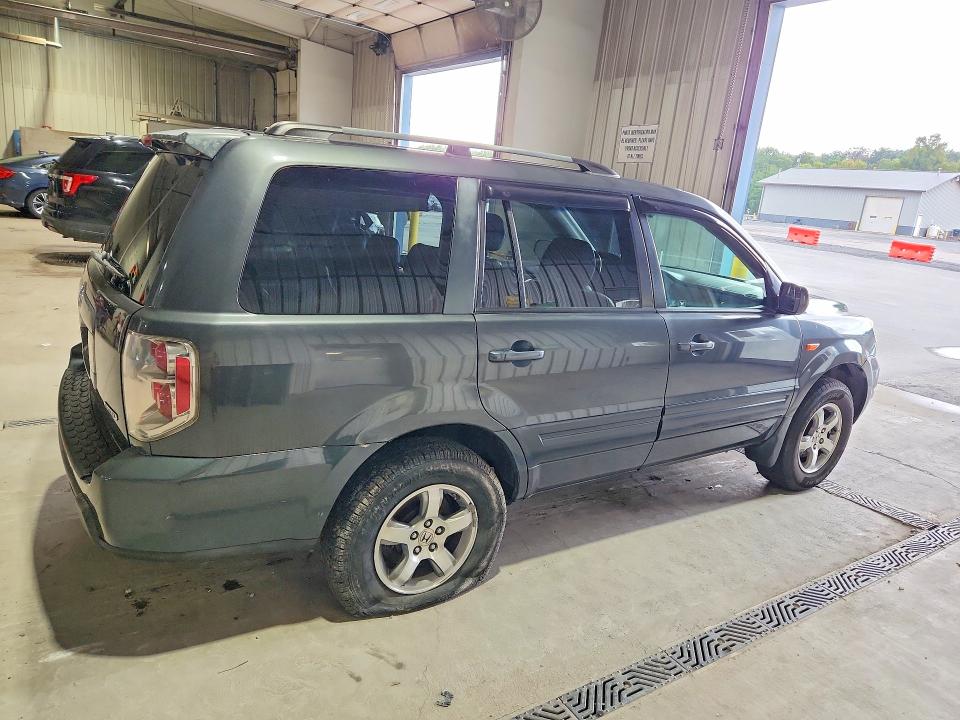 Zdjęcie 3 z aukcji – 2006 HONDA PILOT z VIN 2HKYF18756H505911