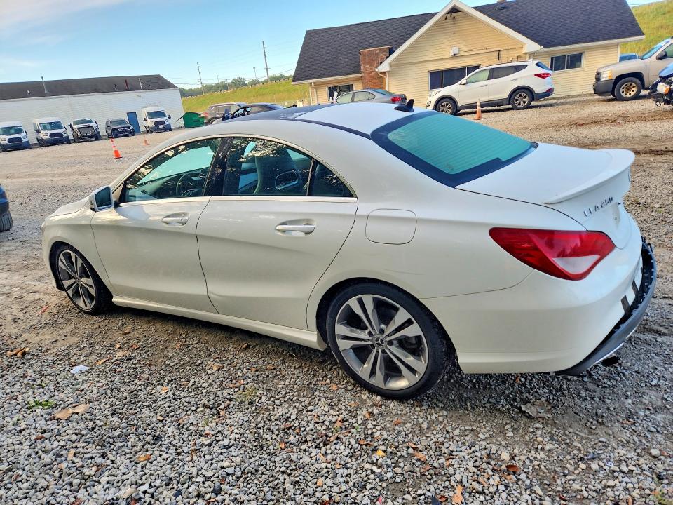 Снимка 2 от търг – 2019 MERCEDES-BENZ CLA с VIN WDDSJ4GBXKN718767