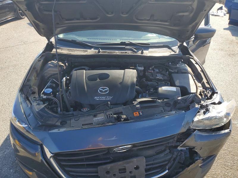 Foto 11 de la subasta – 2018 MAZDA 3 con VIN 3MZBN1U74JM192056