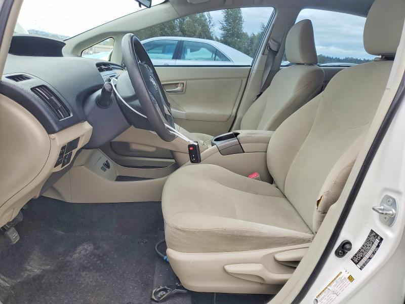 Photo 7 from auction – 2013 TOYOTA PRIUS with VIN JTDKN3DU8D0339457