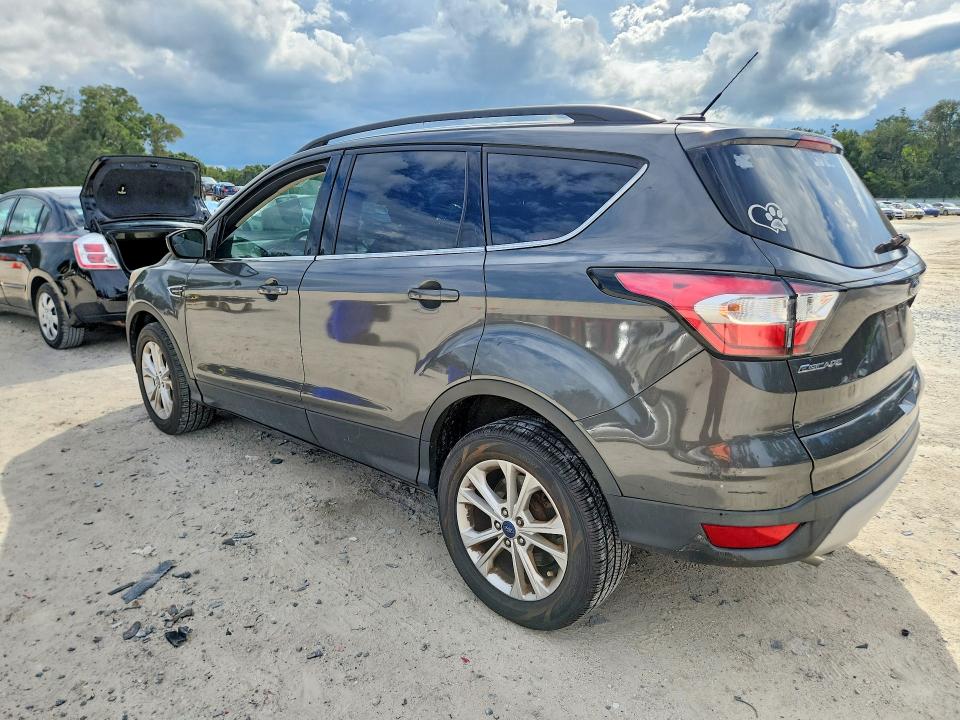 Фото 2 с аукциона – 2018 FORD ESCAPE с VIN 1FMCU9GD4JUA75305
