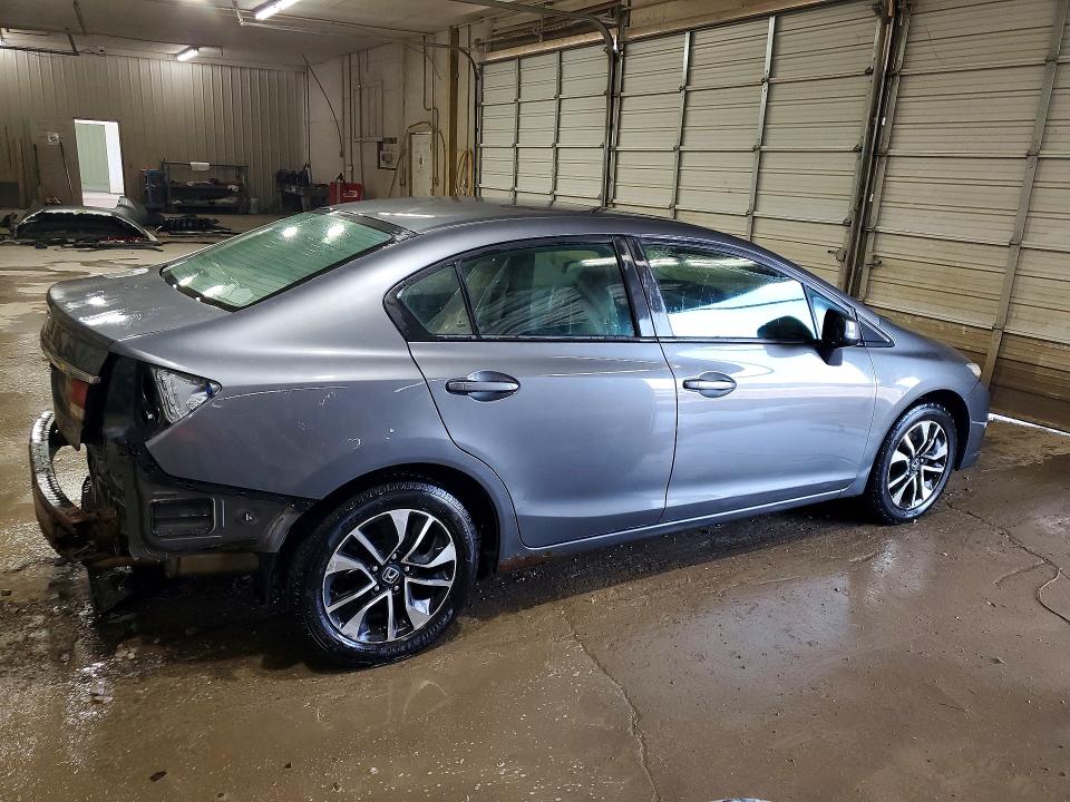 Photo 3 from auction – 2013 HONDA CIVIC with VIN 19XFB2F83DE045086