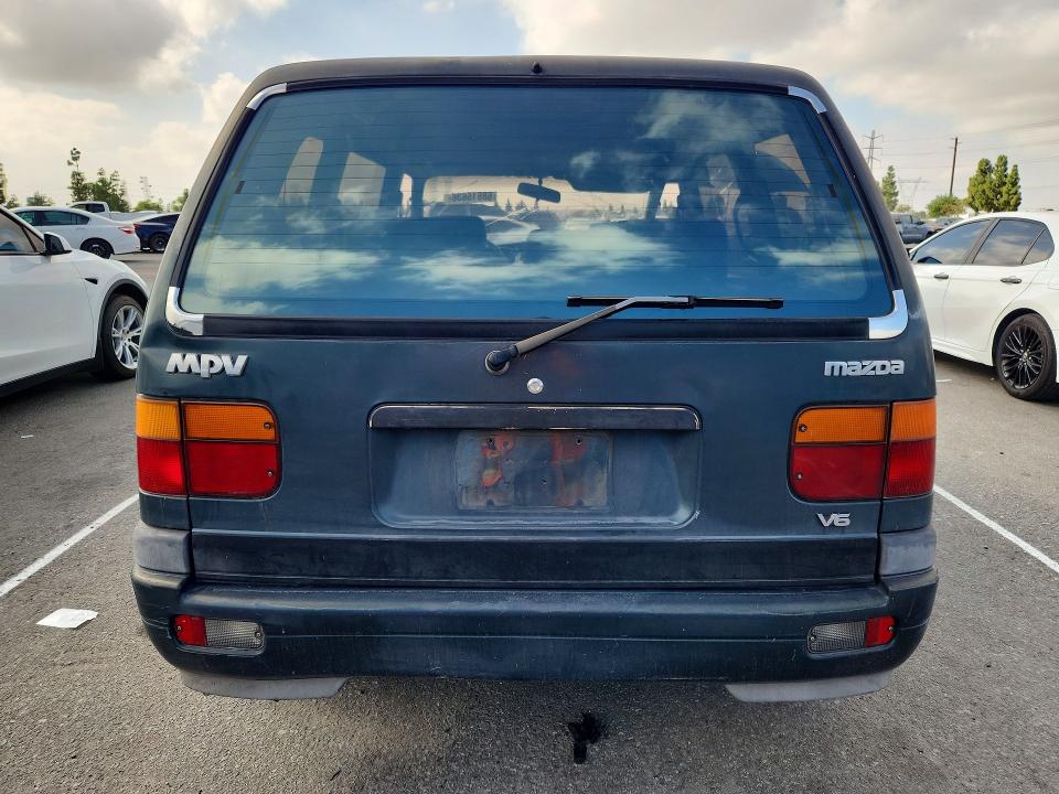 Photo 6 from auction – 1994 MAZDA MPV with VIN JM3LV5227R0626174