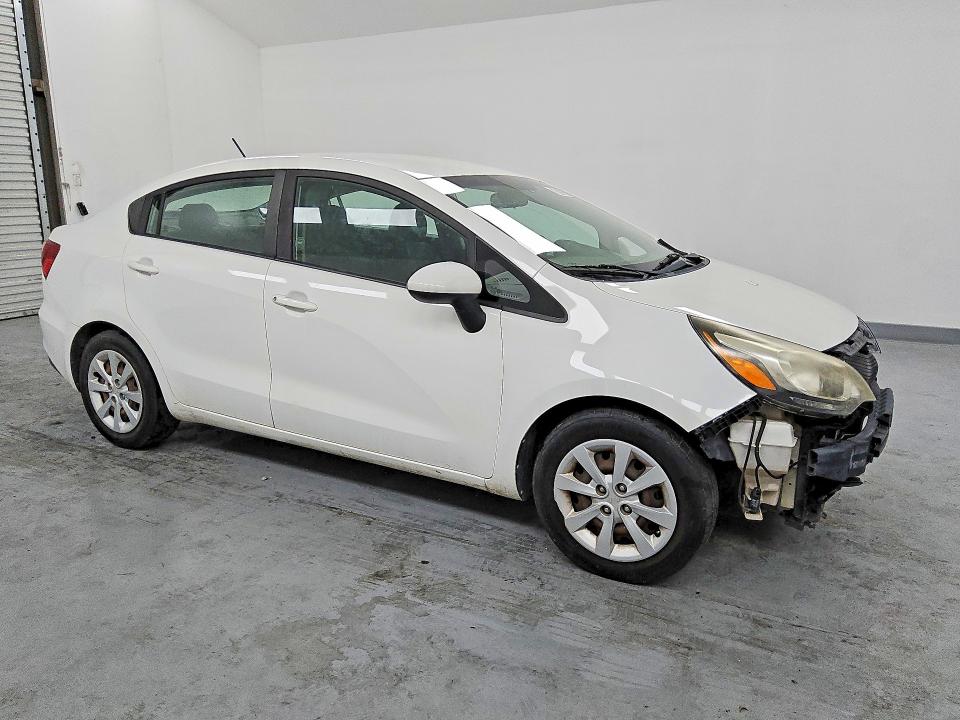 Снимка 4 от търг – 2016 KIA RIO с VIN KNADM4A32G6664925