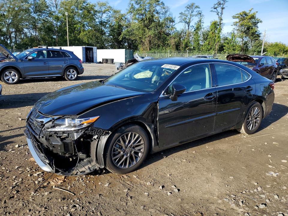LEXUS ES 2018 с VIN 58ABK1GG1JU103678 - Фото с аукциона