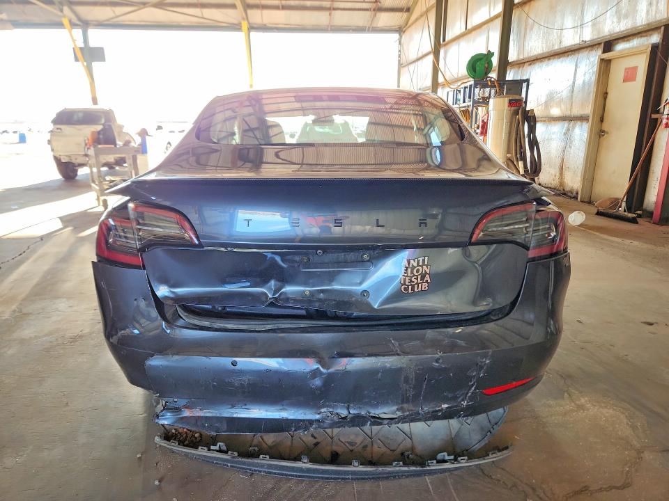 Photo 6 from auction – 2018 TESLA MODEL 3 with VIN 5YJ3E1EA2JF031520