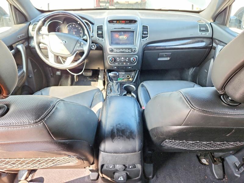 Photo 8 from auction – 2014 KIA SORENTO with VIN 5XYKW4A78EG442939