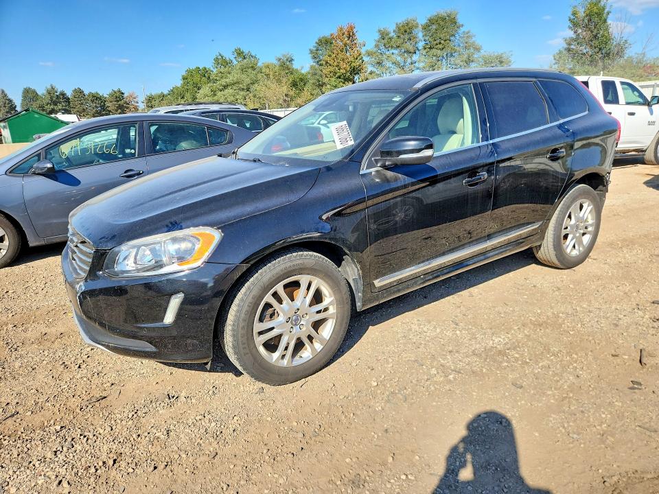 VOLVO XC60 2015 with VIN YV440MDDXF2608687 - Photo from auction