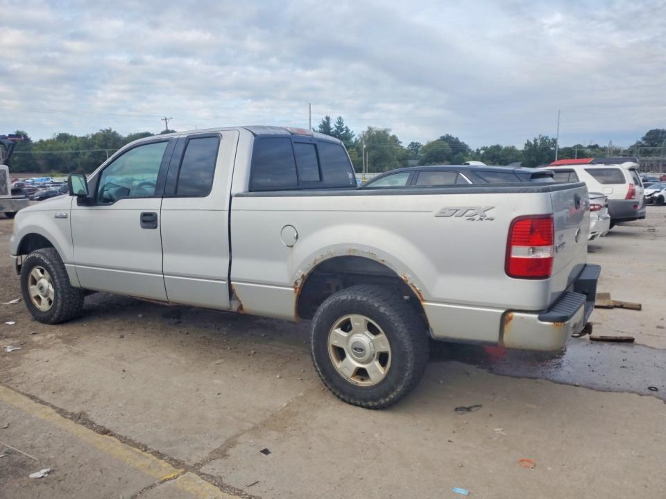 Photo 2 from auction – 2004 FORD F150 with VIN 1FTRX14W64NC12952
