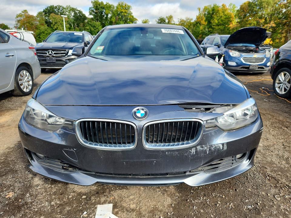 Снимка 5 от търг – 2013 BMW 328 с VIN WBA3A5C50DJ462103