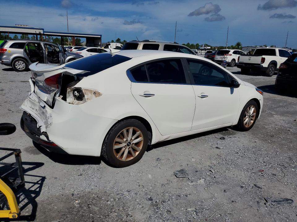 Photo 3 from auction – 2017 KIA FORTE with VIN 3KPFL4A75HE031008