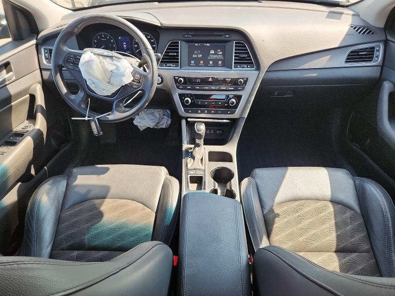 Photo 8 from auction – 2017 HYUNDAI SONATA with VIN 5NPE34AF9HH529887