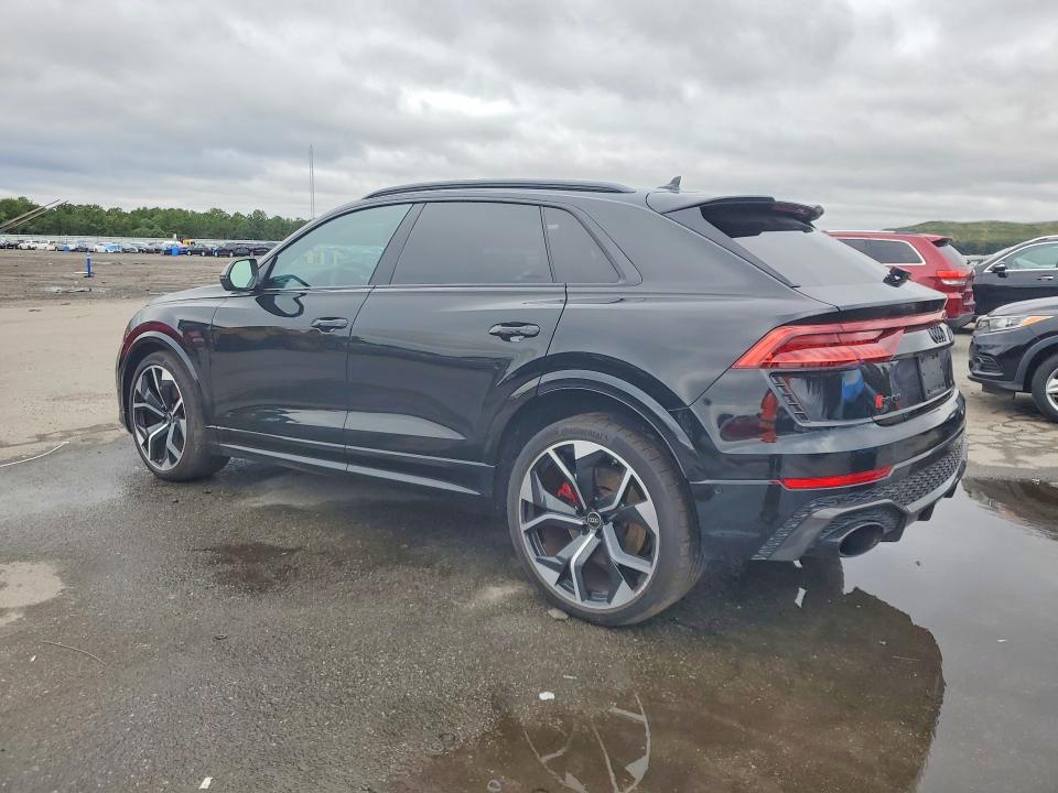 Photo 2 from auction – 2022 AUDI RS Q8 with VIN WU1ARBF11ND012120