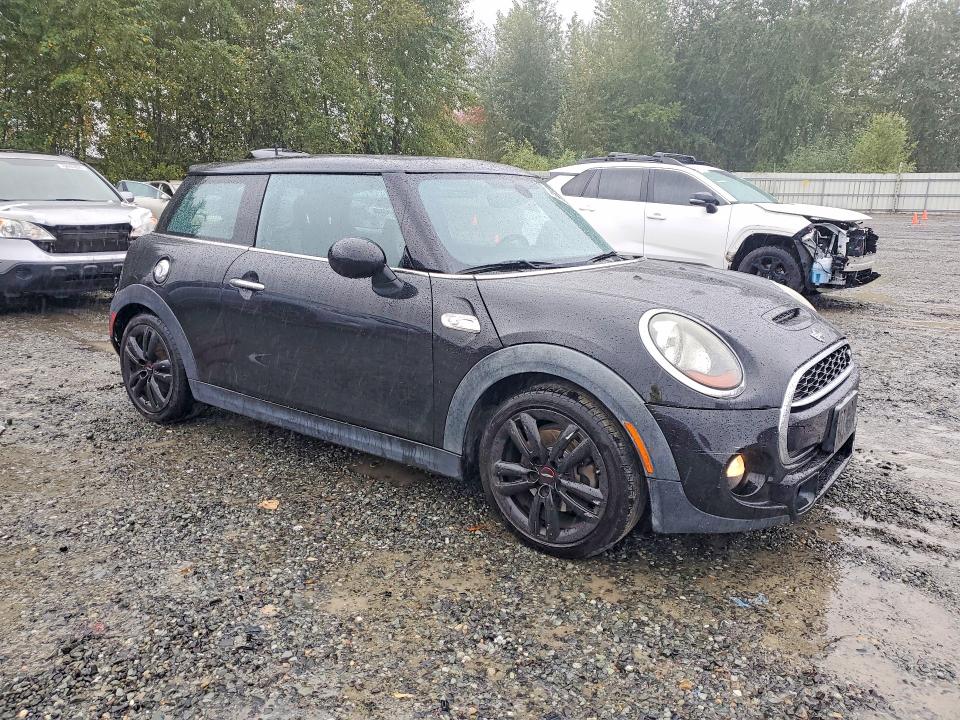 صورة رقم 4 من المزاد - 2016 MINI COOPER مع VIN WMWXP7C56G2A43587