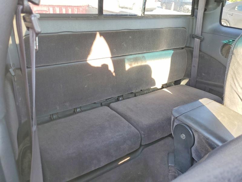 صورة رقم 10 من المزاد - 2000 DODGE DAKOTA مع VIN 1B7GL22X1YS677893