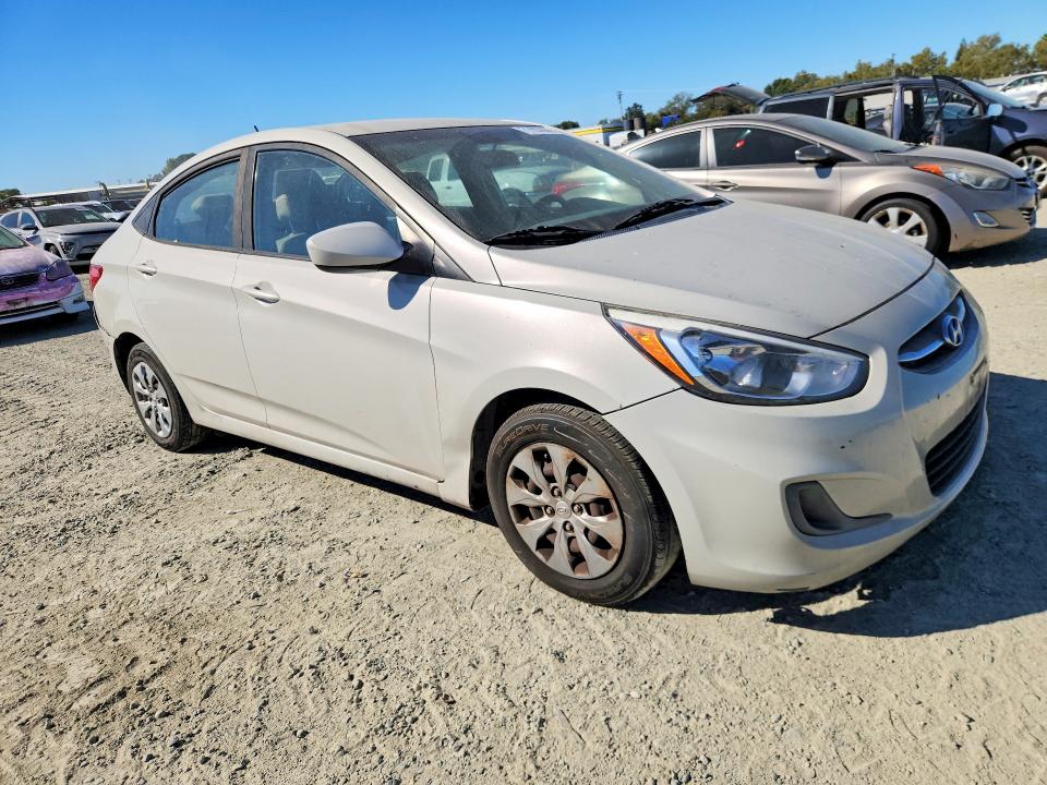 Photo 4 from auction – 2017 HYUNDAI ACCENT with VIN KMHCT4AE3HU205527