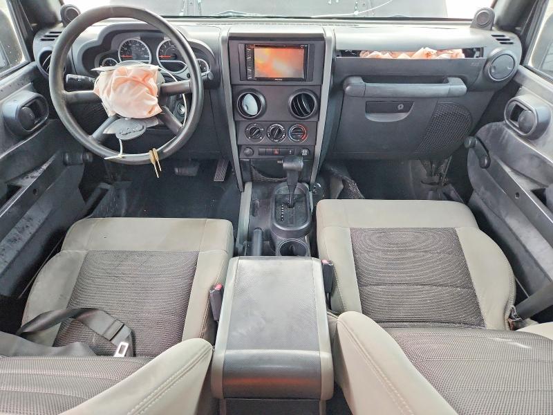 Снимка 8 от търг – 2010 JEEP WRANGLER UNLIMITED с VIN 1J4BB3H15AL186548