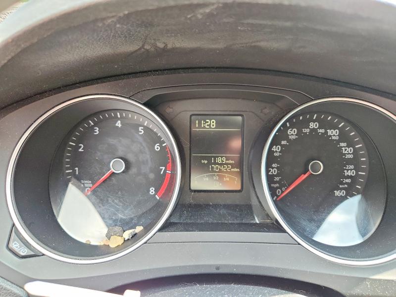 Photo 9 from auction – 2015 VOLKSWAGEN JETTA with VIN 3VWD07AJ8FM404359