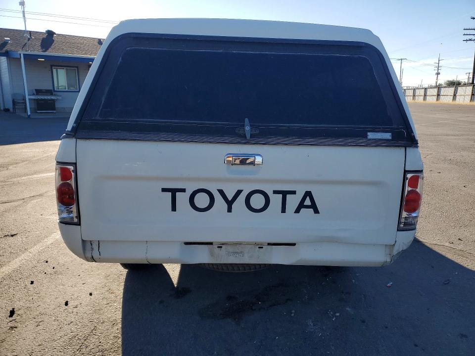 Photo 6 from auction – 1990 TOYOTA PICKUP with VIN JT4RN93P8L5019361