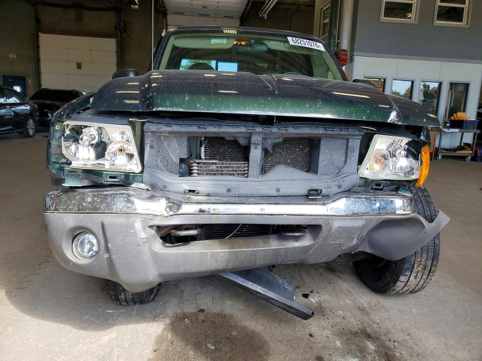 Photo 5 from auction – 2001 FORD RANGER with VIN 1FTZR15E21TA53998