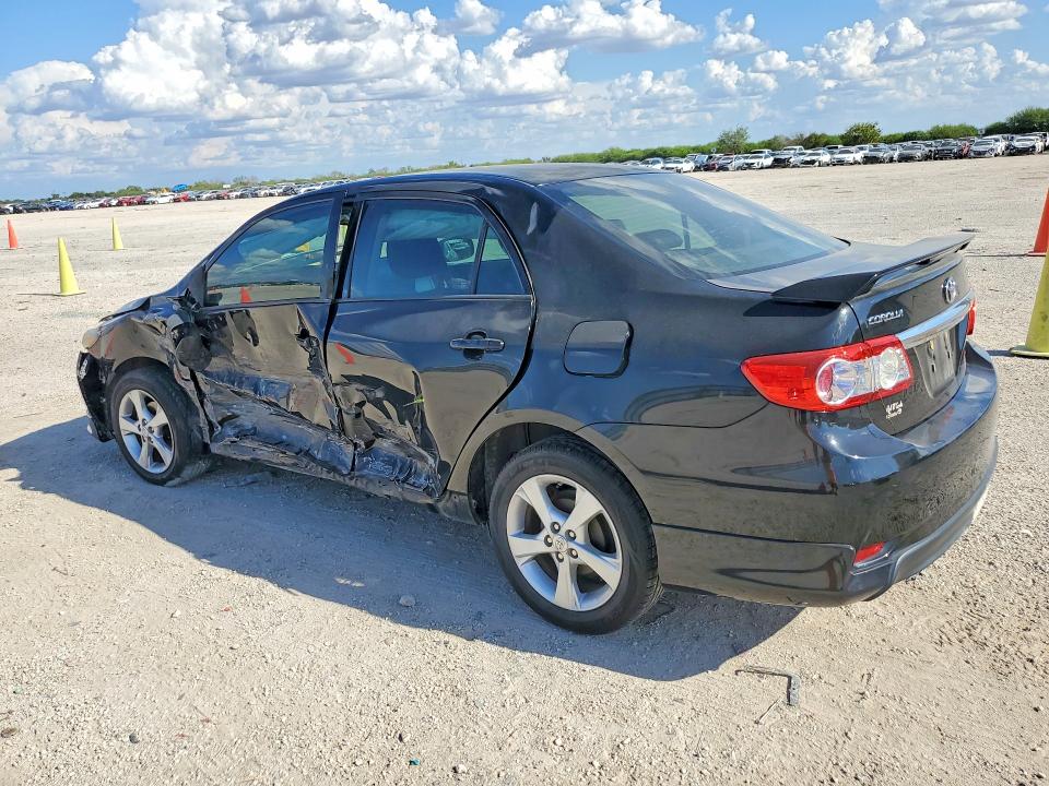 Фото 2 с аукциона – 2011 TOYOTA COROLLA с VIN 2T1BU4EE9BC604843