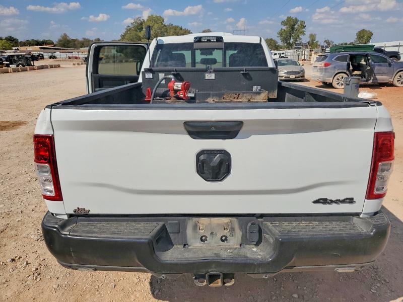 Снимка 10 от търг – 2024 RAM 2500 с VIN 3C6UR5HL0RG365782