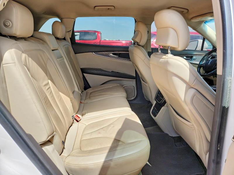 Zdjęcie 10 z aukcji – 2017 LINCOLN MKX z VIN 2LMPJ6KR8HBL47077