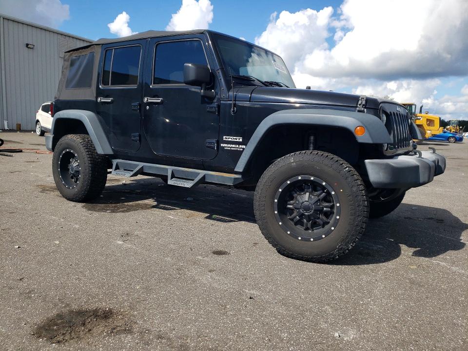 Photo 4 from auction – 2017 JEEP WRANGLER UNLIMITED with VIN 1C4BJWDGXHL605296