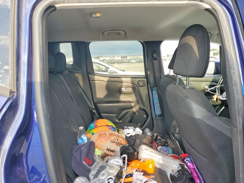 Photo 11 from auction – 2018 JEEP RENEGADE with VIN ZACCJABB2JPH34195