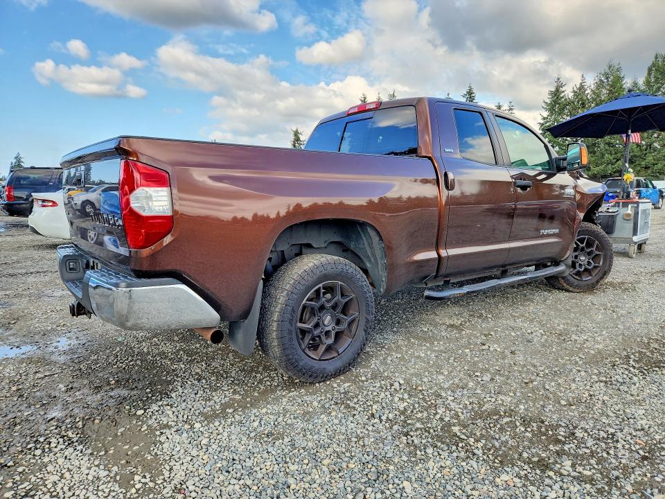Photo 3 from auction – 2016 TOYOTA TUNDRA with VIN 5TFUY5F17GX528613