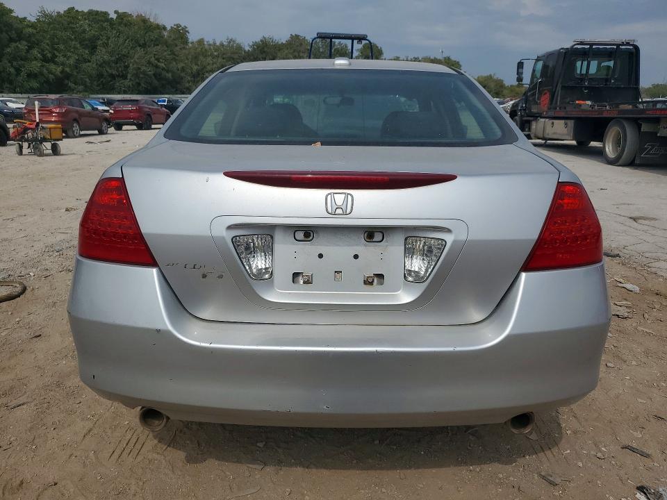 Photo 6 from auction – 2007 HONDA ACCORD with VIN 1HGCM66567A007080