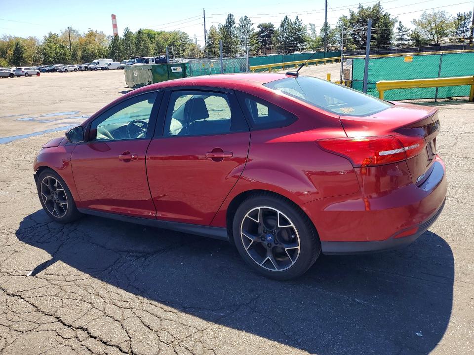 Photo 2 from auction – 2015 FORD FOCUS with VIN 1FADP3F23FL300135