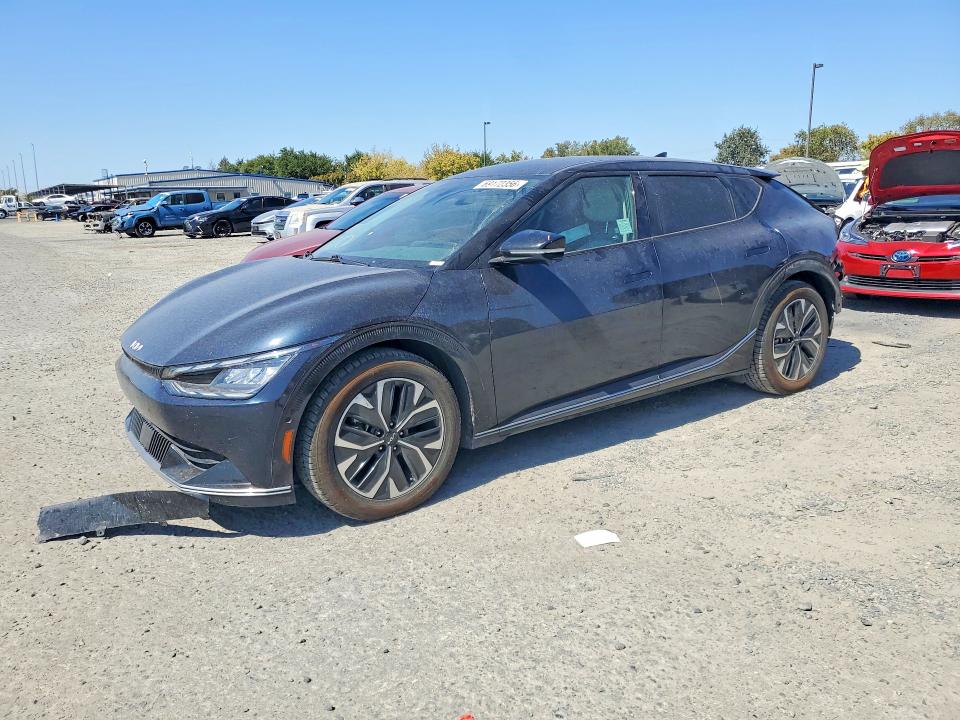 KIA EV6 2022 с VIN KNDC3DLC5N5076681 - Снимка от търг