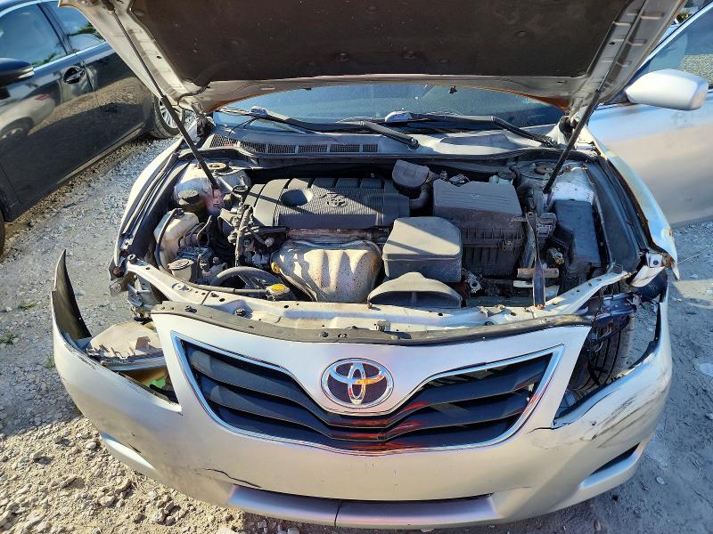 Снимка 11 от търг – 2011 TOYOTA CAMRY с VIN 4T1BF3EK1BU755636
