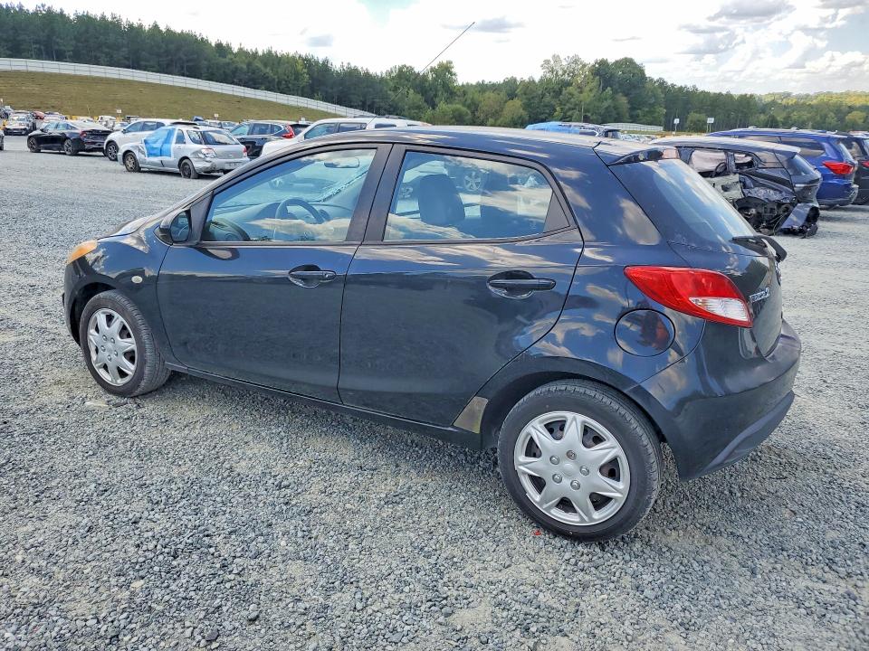 Photo 2 from auction – 2014 MAZDA MAZDA2 with VIN JM1DE1KYXE0177853