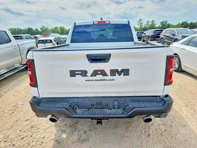 Photo 6 from auction – 2025 RAM 1500 with VIN 1C6RREGP6SN756393