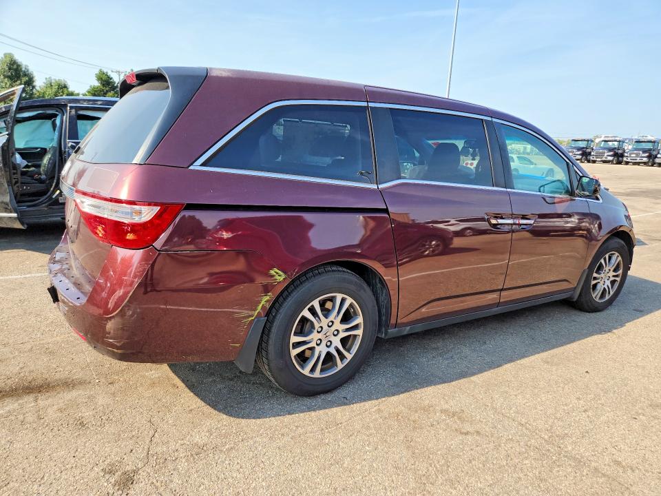 Photo 3 from auction – 2011 HONDA ODYSSEY with VIN 5FNRL5H68BB009148