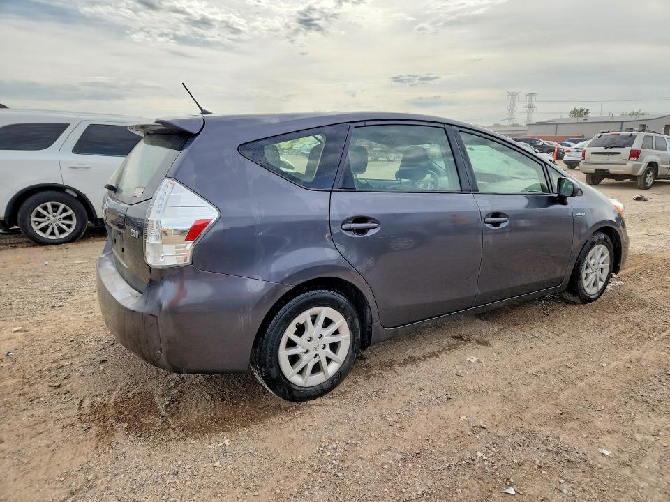 Снимка 3 от търг – 2012 TOYOTA PRIUS V с VIN JTDZN3EU1C3162969